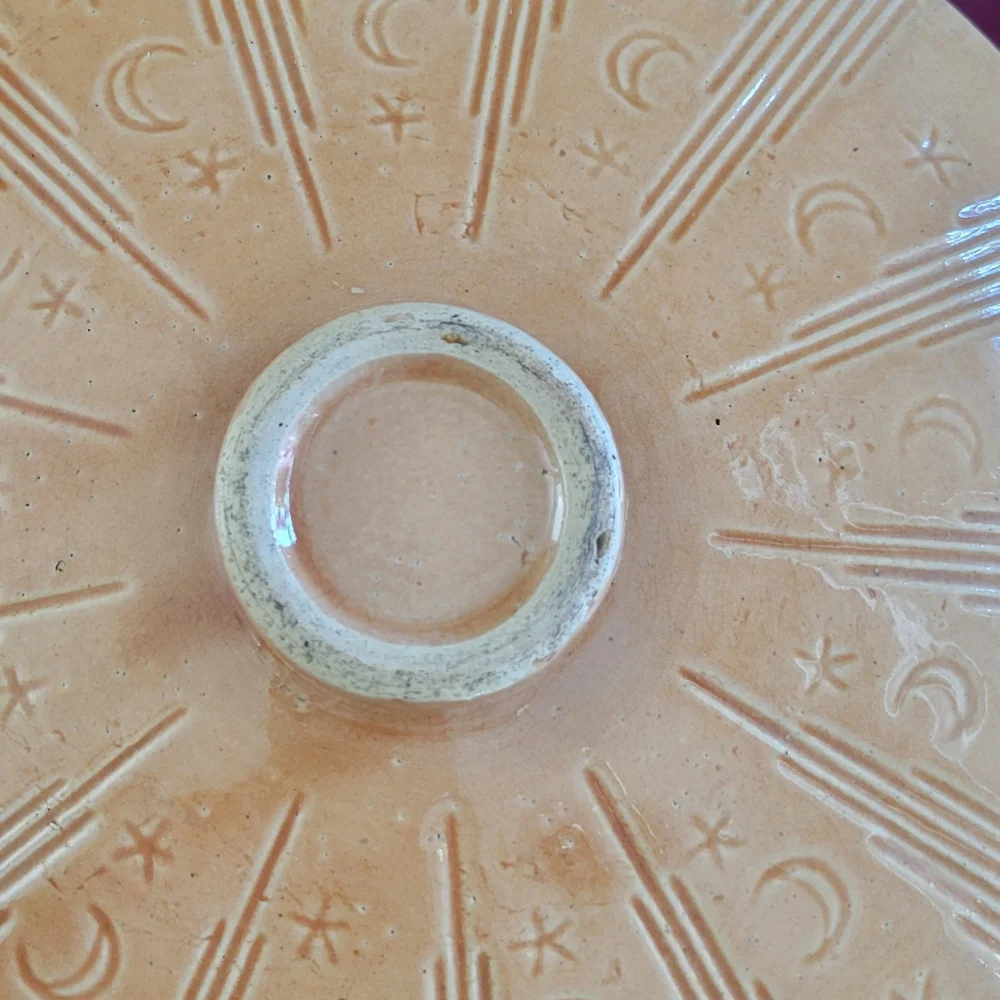 Watt Pottery Casserole Dish - “Stars And Moon” 9